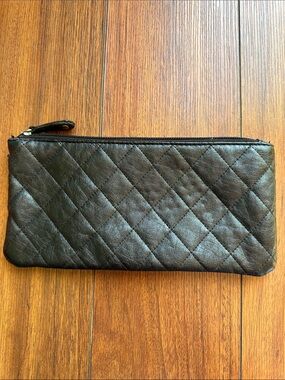 ⚫️⚫️Claire's Quilted Black Cosmetic Pouch⚫️⚫️